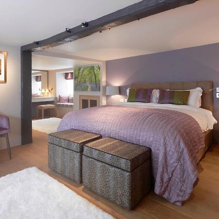 Bed and Breakfast The Dog And Badger Marlow  Esterno foto
