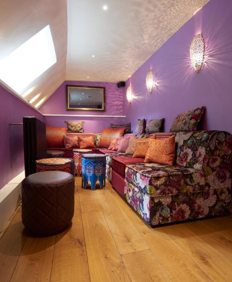 Bed and Breakfast The Dog And Badger Marlow  Esterno foto